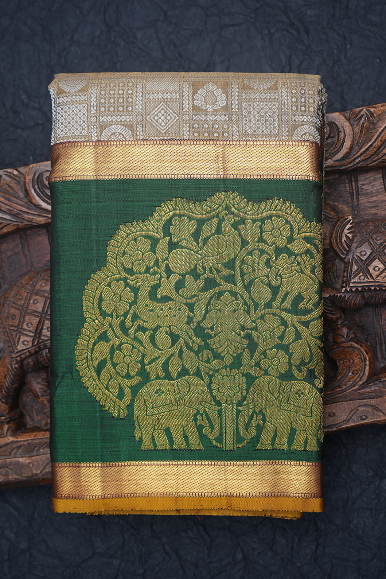  Jacquard Pattern Peanut Brown Kanchipuram Silk Saree 