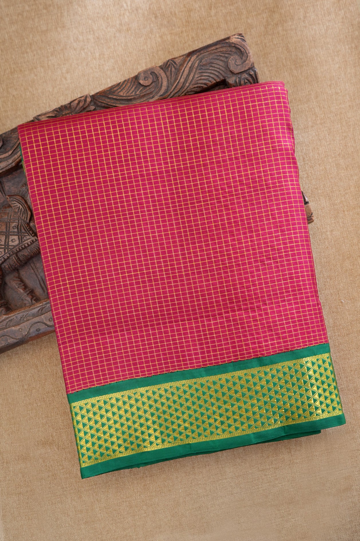  Contrast Arai Madam Korvai Border With Zari Checks Maroon Nine Yards Kanchipuram Silk Saree 