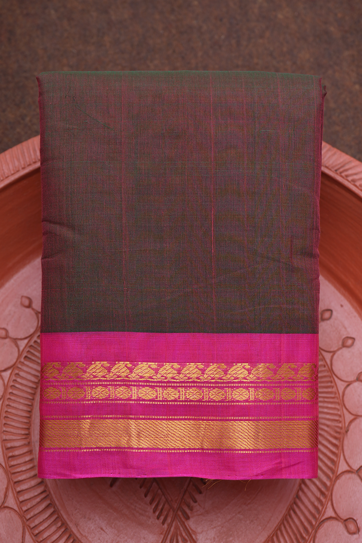  Contrast Border Plain Dual Tone Gadwal Cotton Saree 