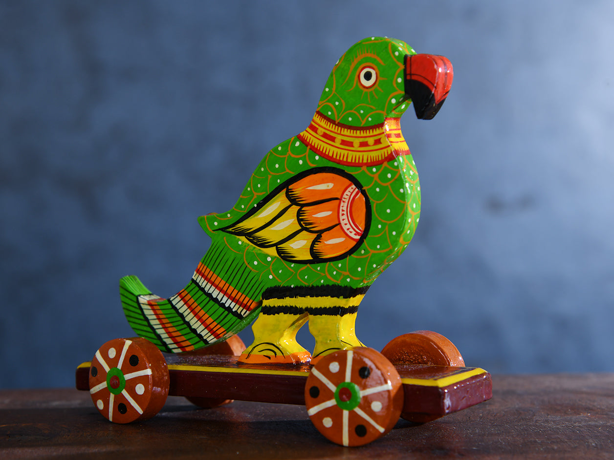  Haindpainted Parrot With Wheels Children Toy 