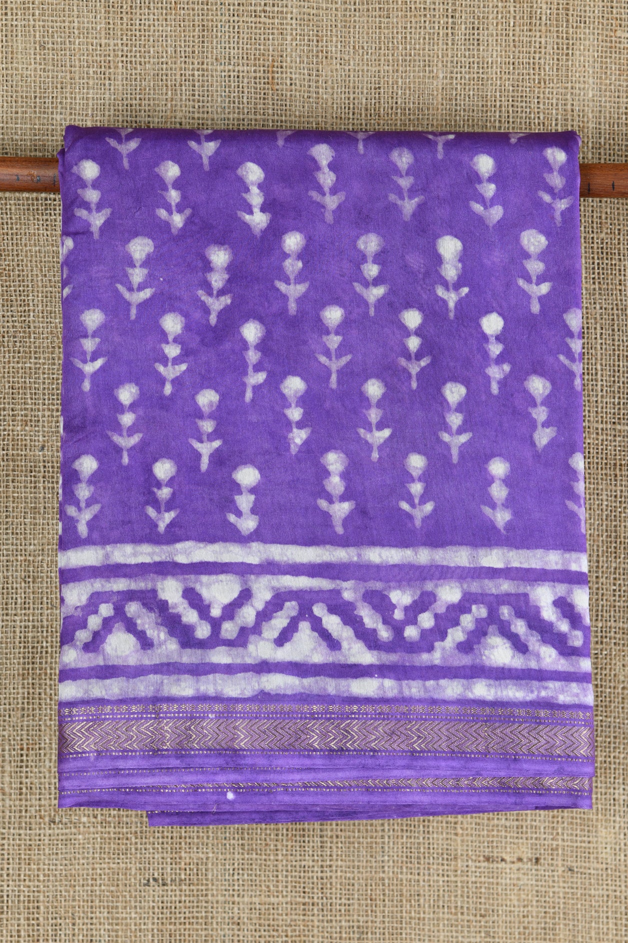  Chevron Border Design Purple Maheswari Silk Cotton Saree 