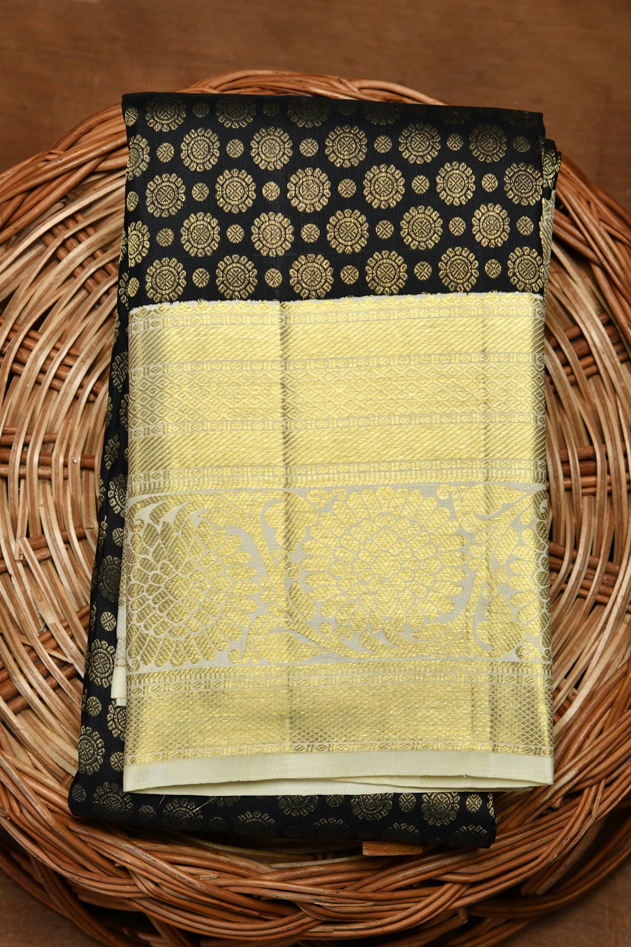  Floral Zari Butta Black Kanchipuram Silk Saree 