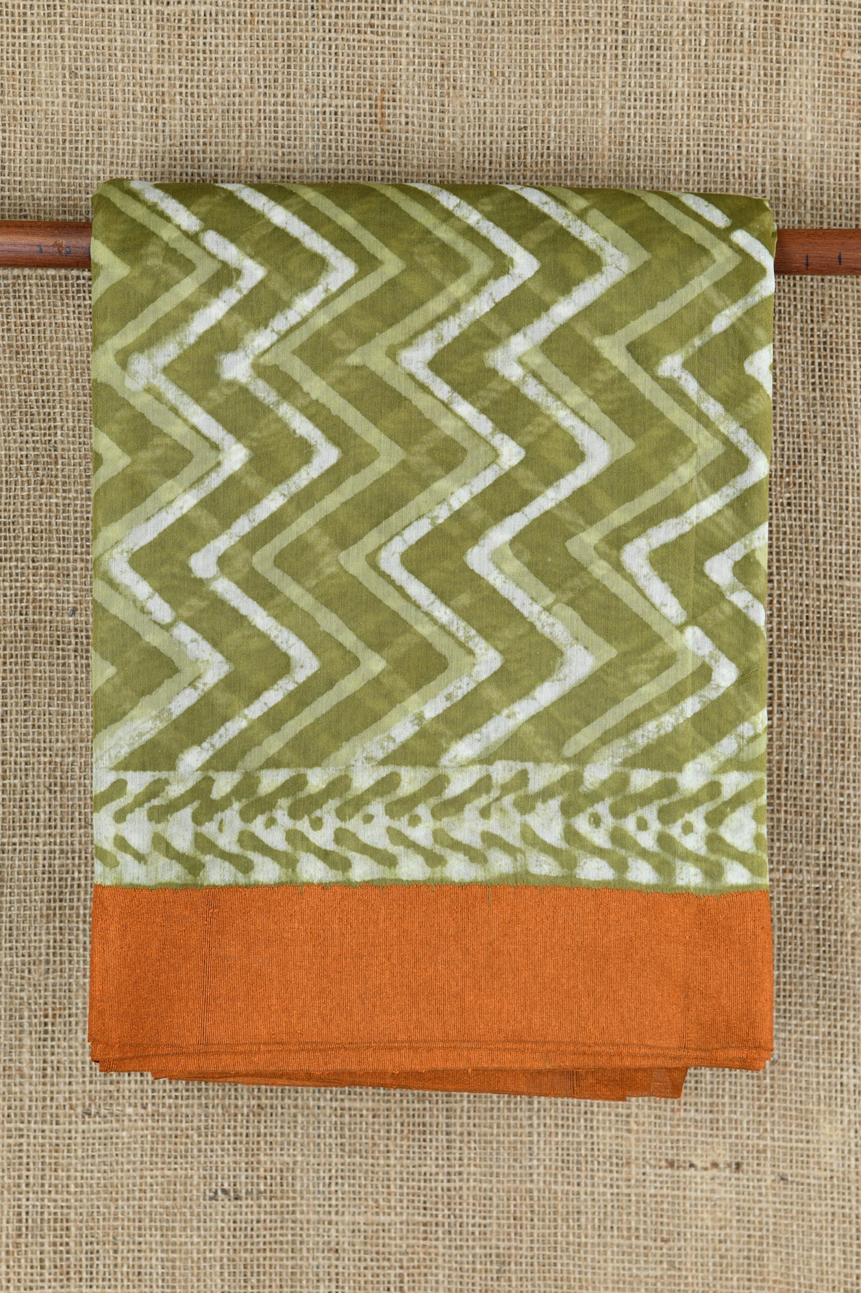  Chevron Design Olive Green Maheswari Cotton Saree 