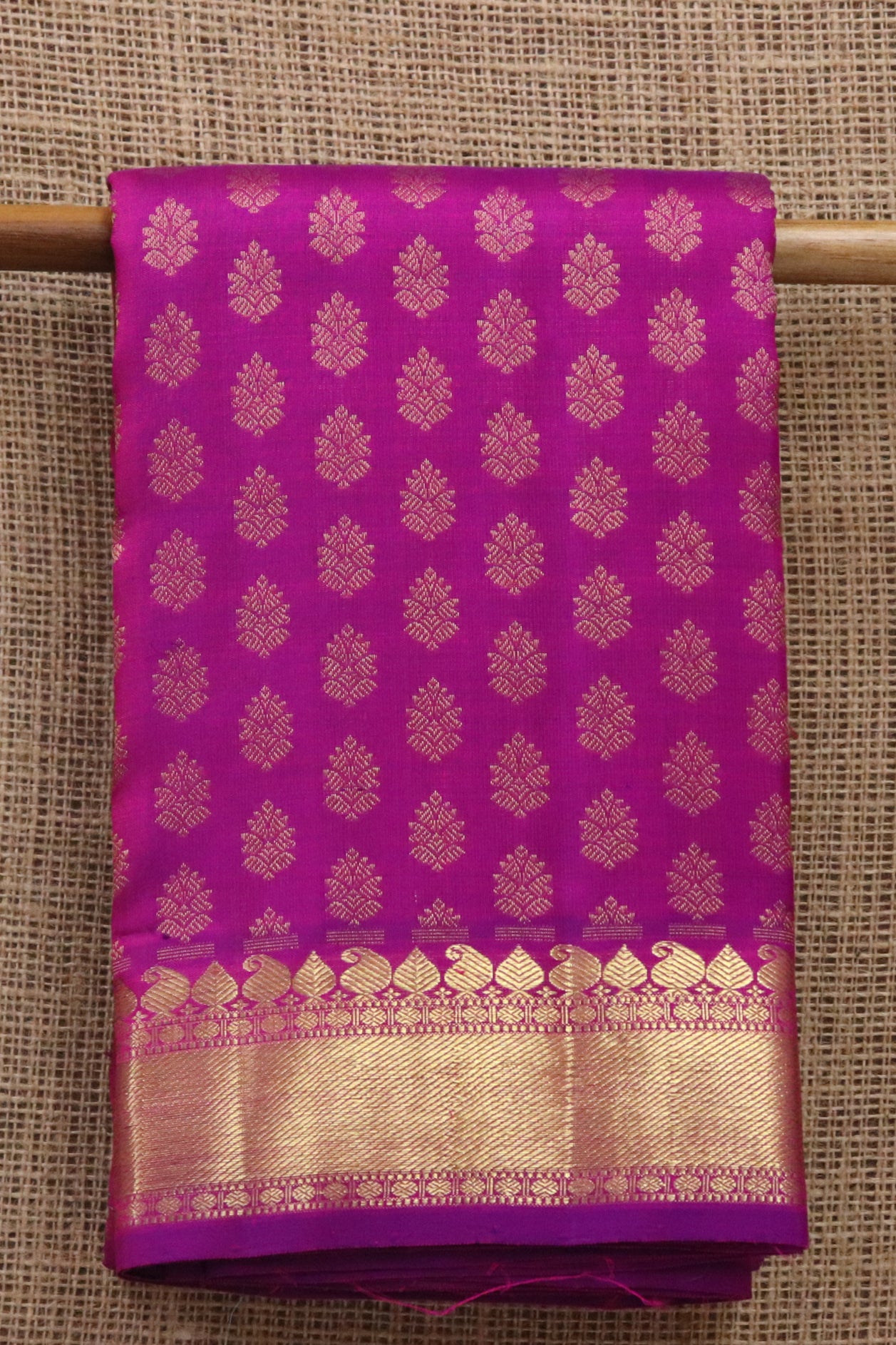  Floral Design Magenta Pink Kanchipuram Silk Saree 