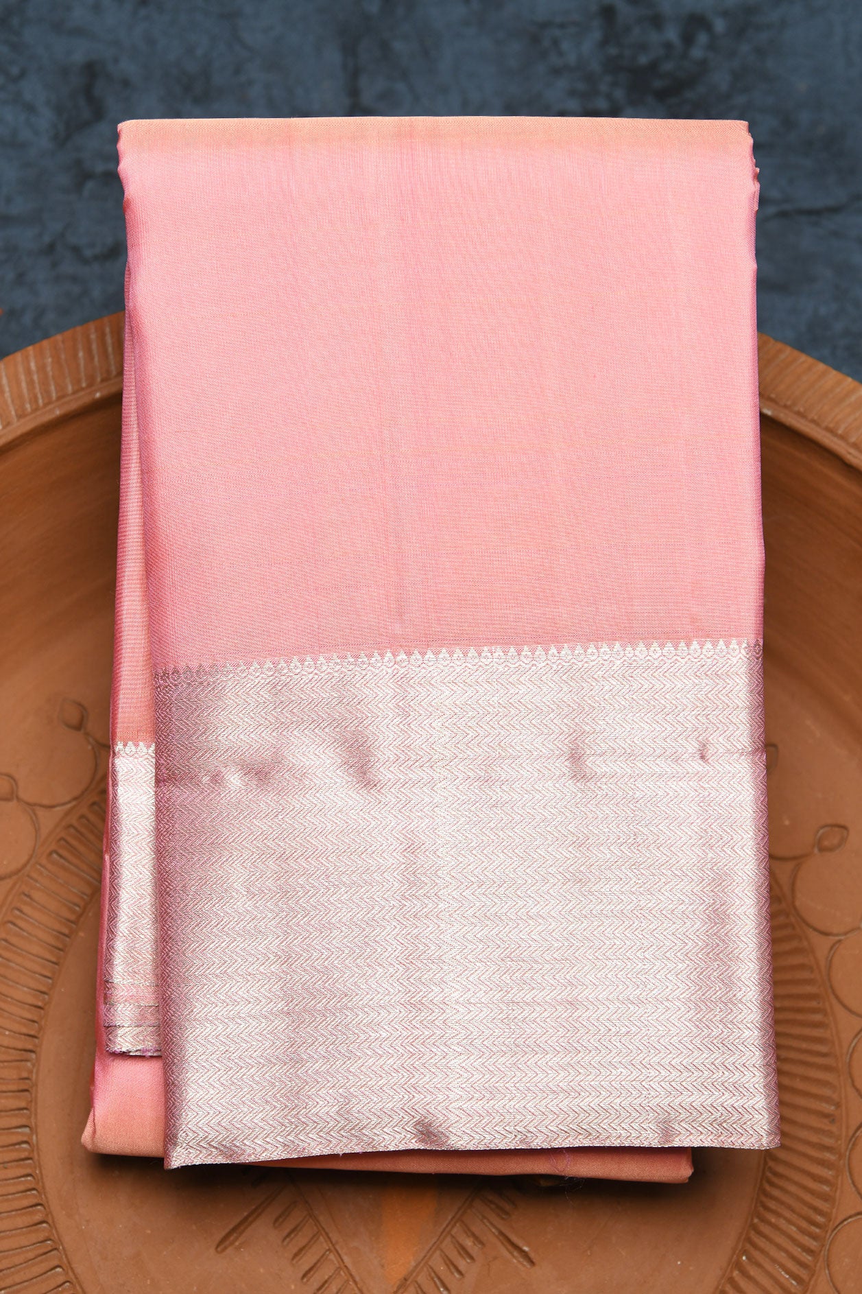  Big Silver Zari Vanki Border In Plain Baby Pink Kanchipuram Silk Saree 