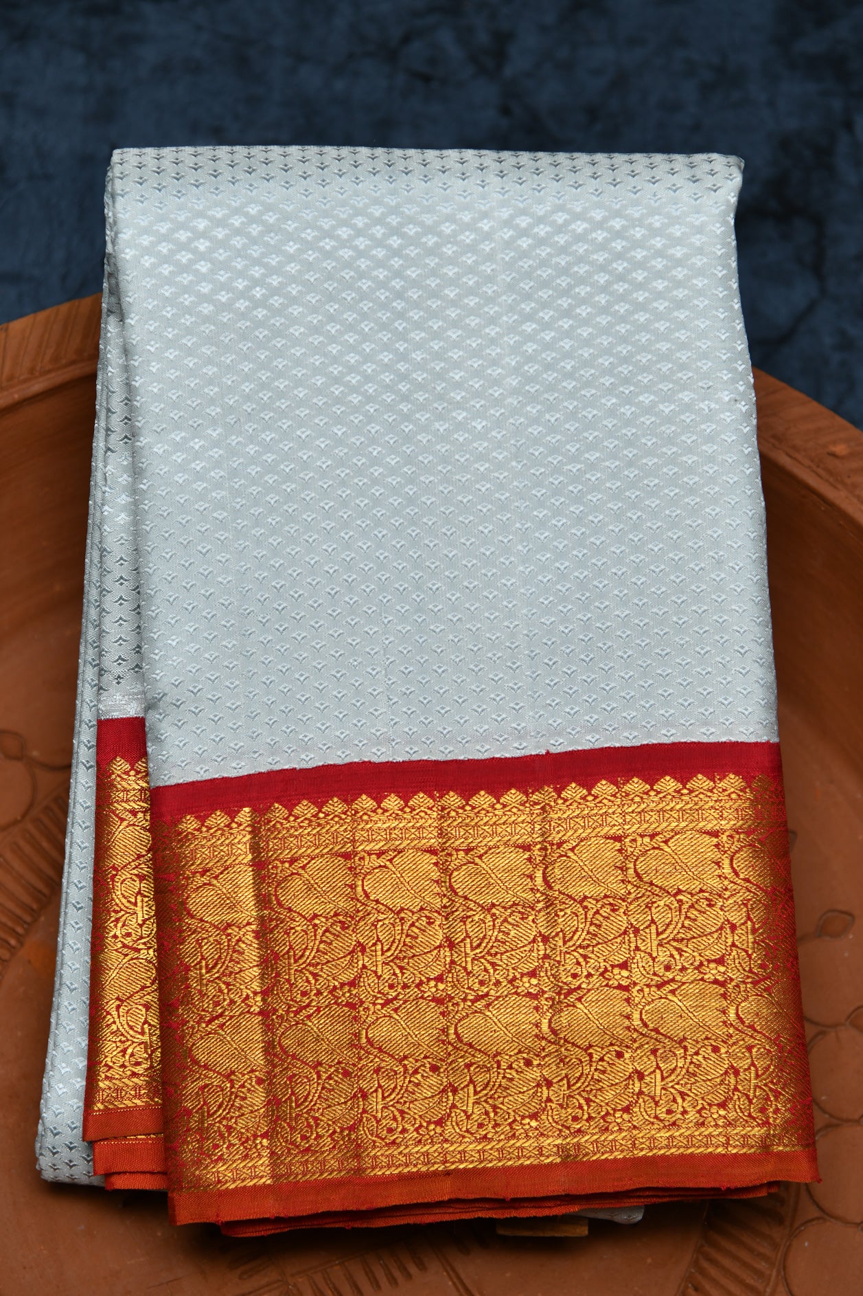  Leaf Border Powder Blue Kanchipuram Silk Saree 