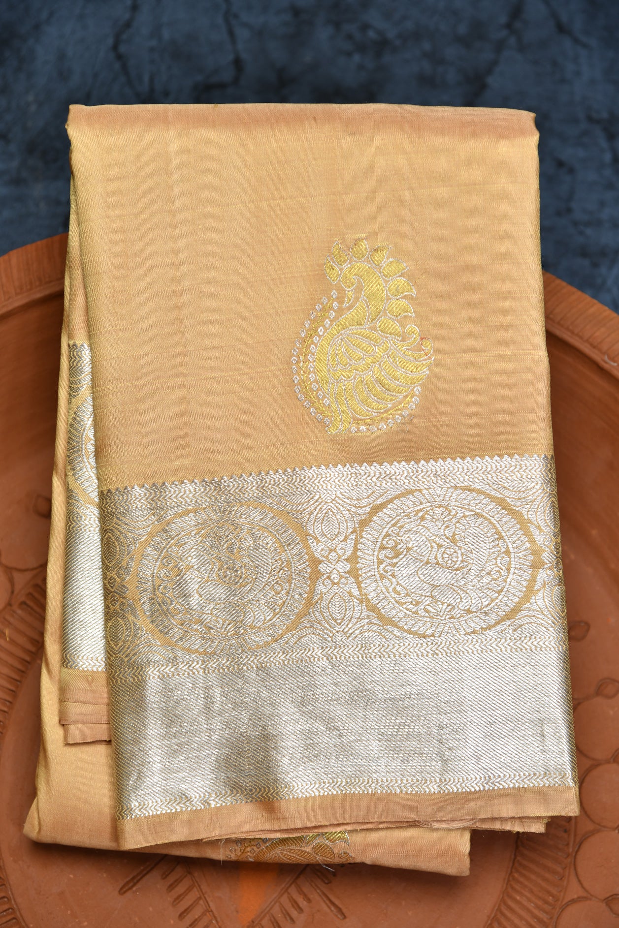  Gold And Silver Zari Swan Butta Cantaloupe Orange Kanchipuram Silk Saree 