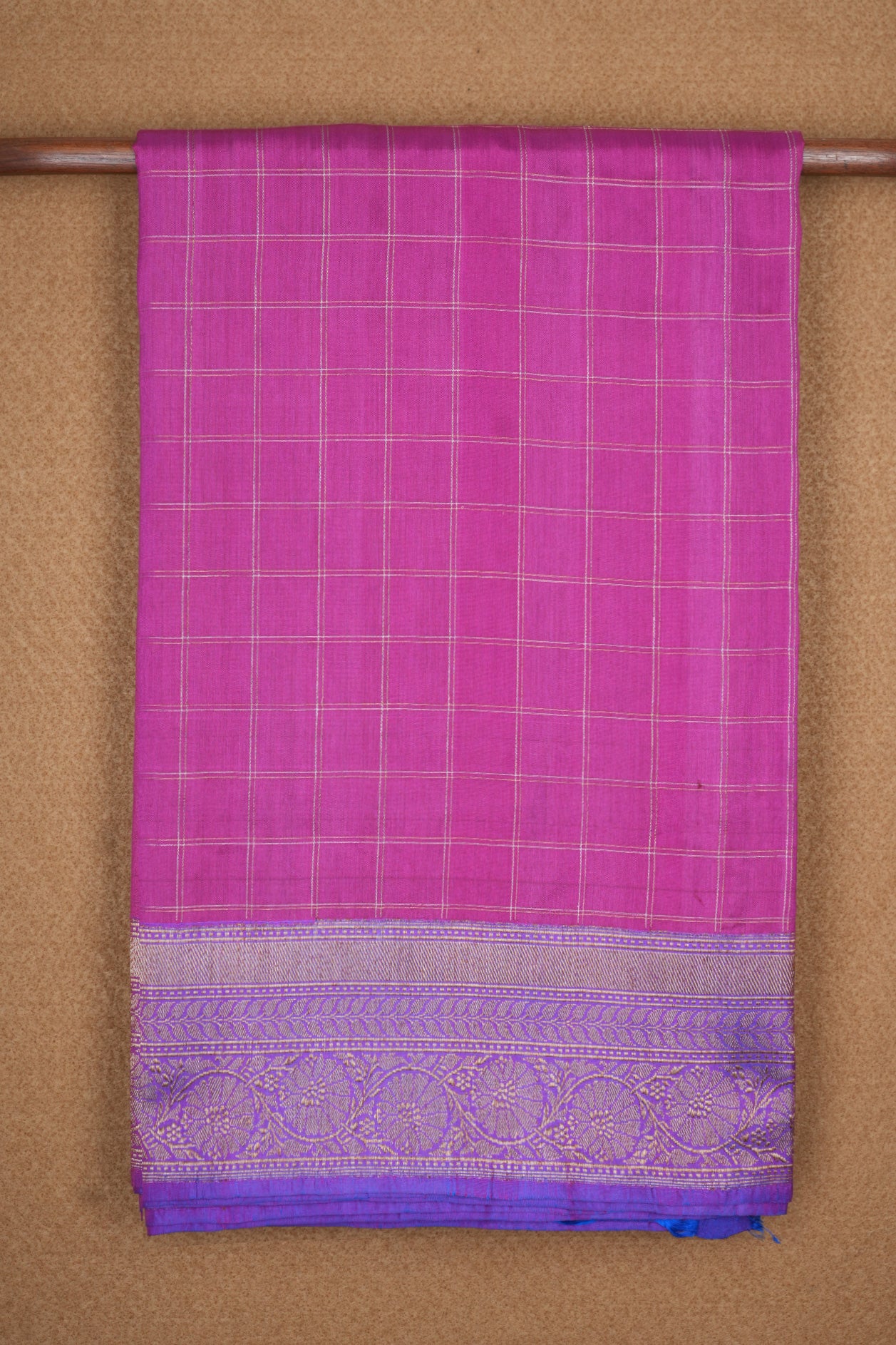  Zari Checks Magenta Banarasi Silk Saree 