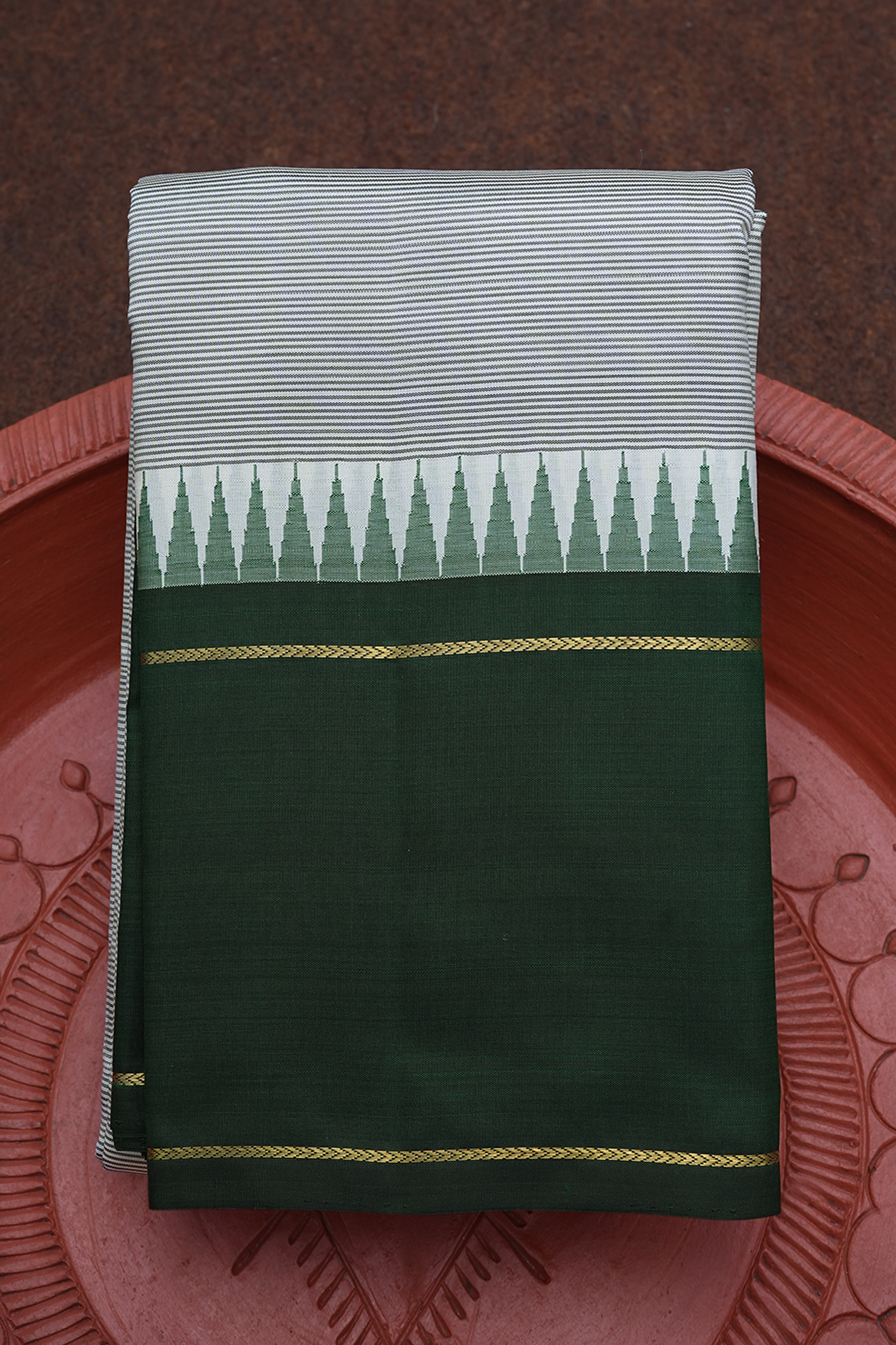  Stripes Design Off White Kanchipuram Silk Saree 