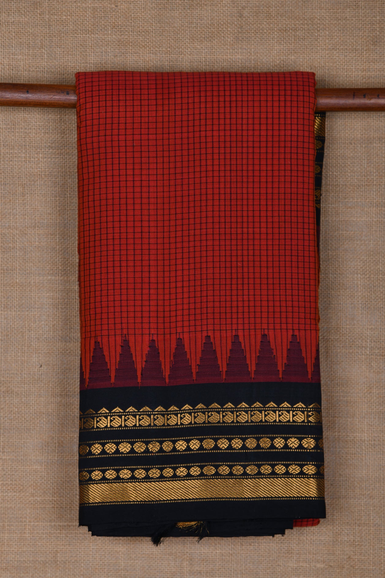  Small Checks With Contrast Border Red Gadwal Cotton Saree 