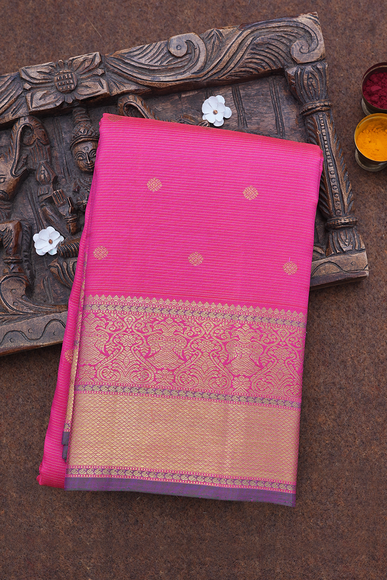  Stripes With Floral Buttas Magenta Kanchipuram Silk Saree 