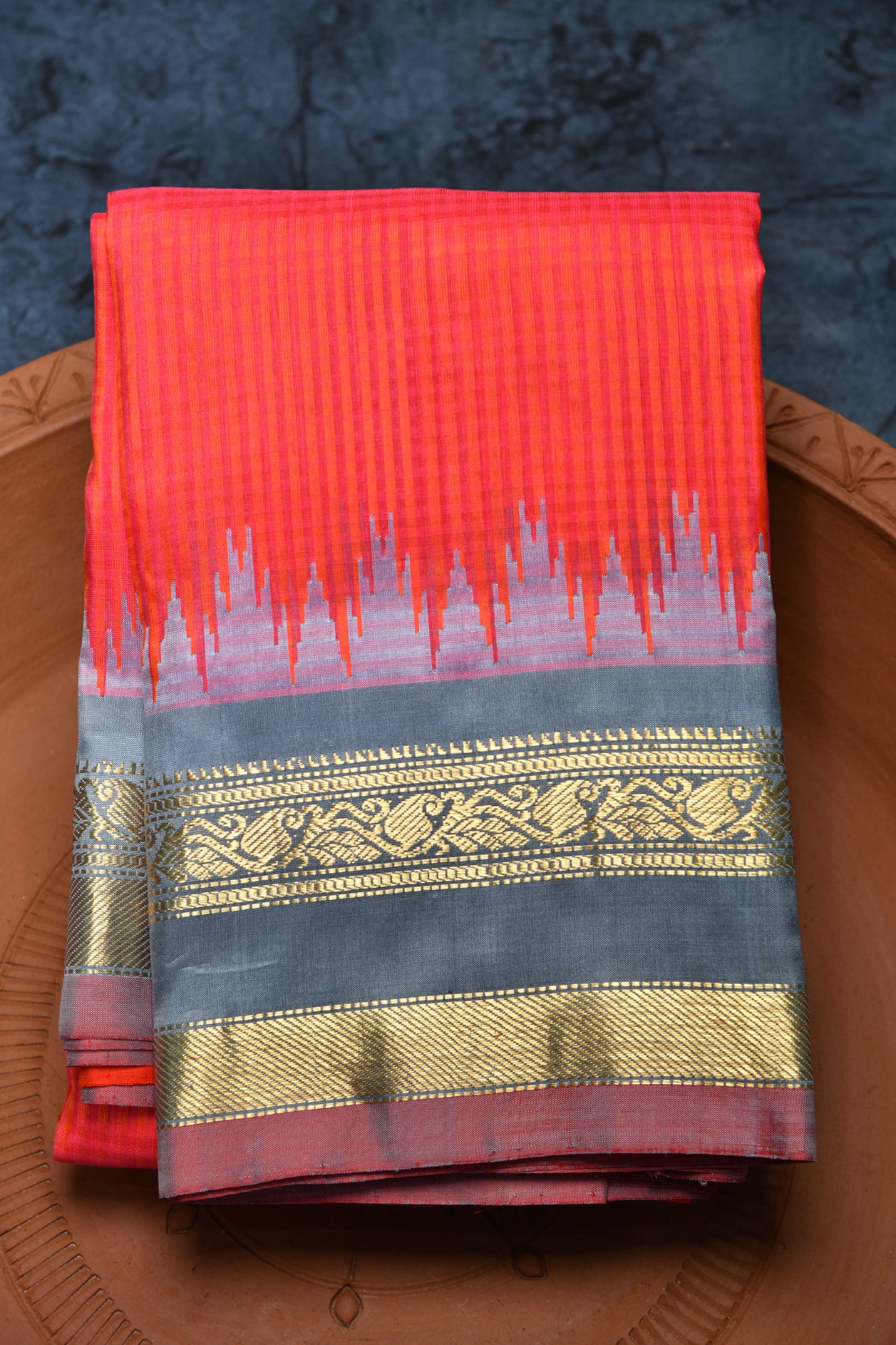  Temple Border Pink And Orange Stripes Gadwal Silk Saree 