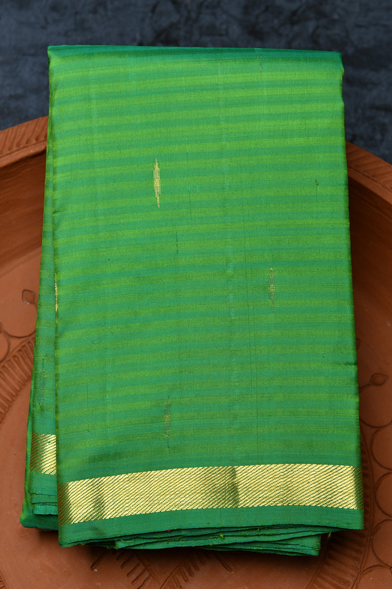  Small Zari Border With Monochrome Stripes And Rain Drops Parrot Green Kanchipuram Silk Saree 