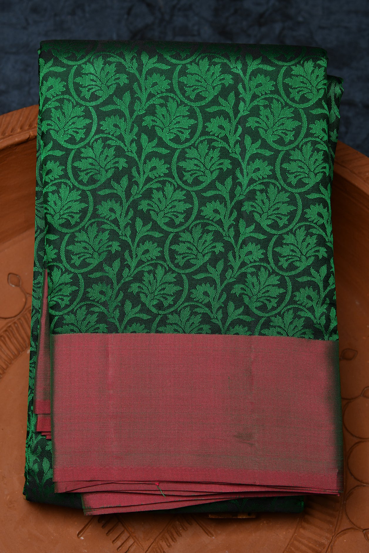  Floral Creeper Design Leaf Green Kanchipuram Silk Saree 