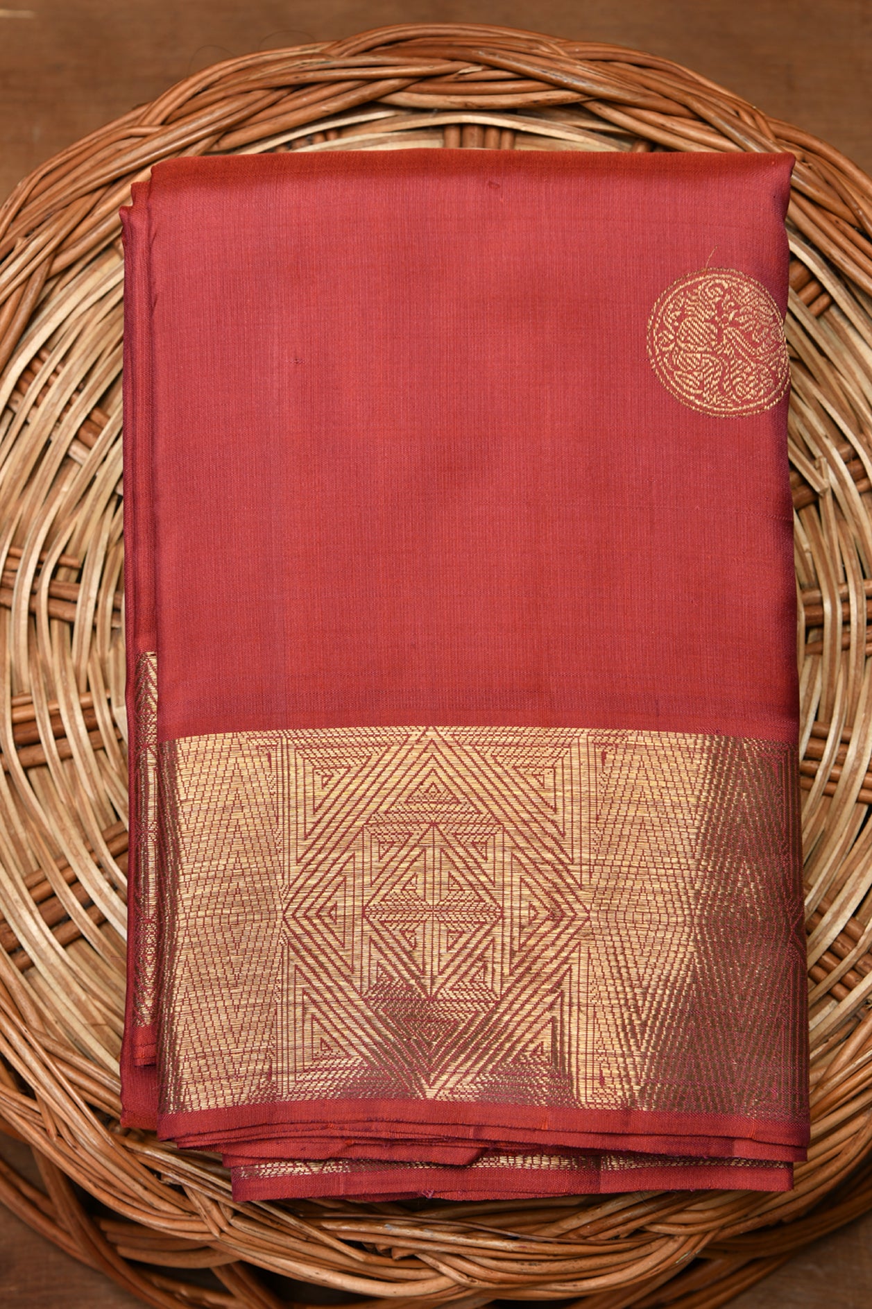  Geometric Design Border Design Maroon Kanchipuram Silk Saree 