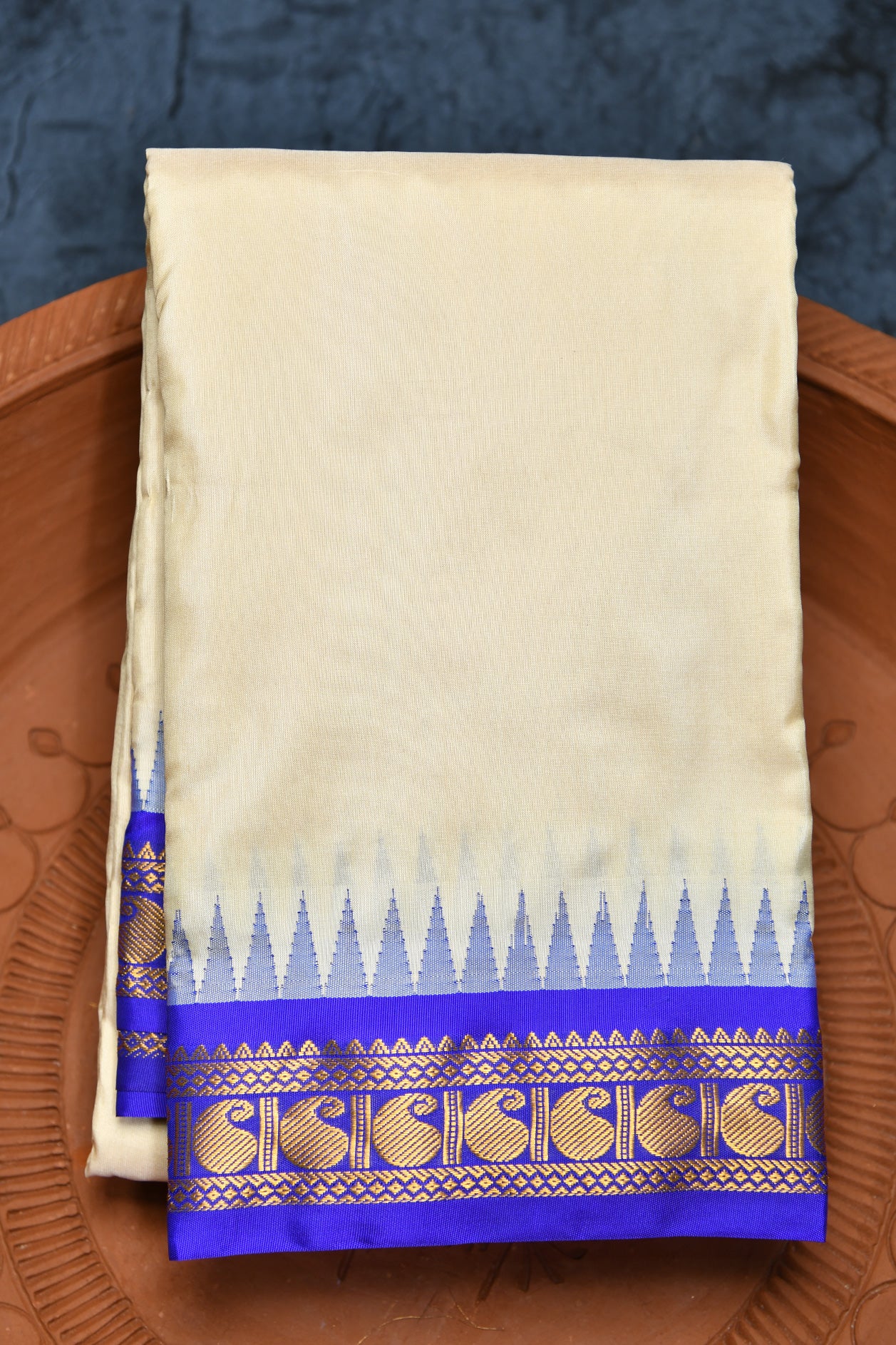  Contrast Temple Border Cream Kanchipuram Silk Saree 