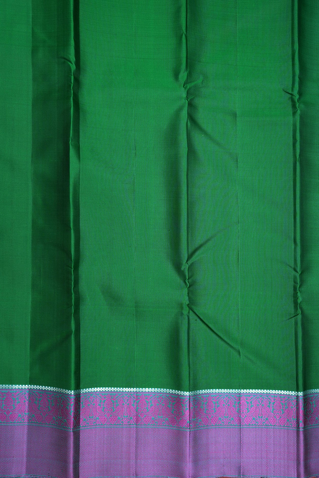 Chevron And Peacock Threadwork Border Plain Emerald Green Kanchipuram ...