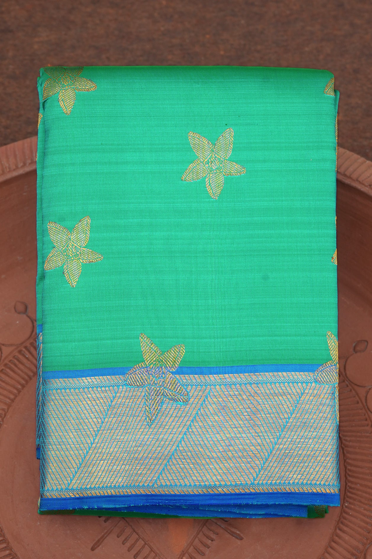  Star Shape Zari Motifs Jade Green Kanchipuram Silk Saree 