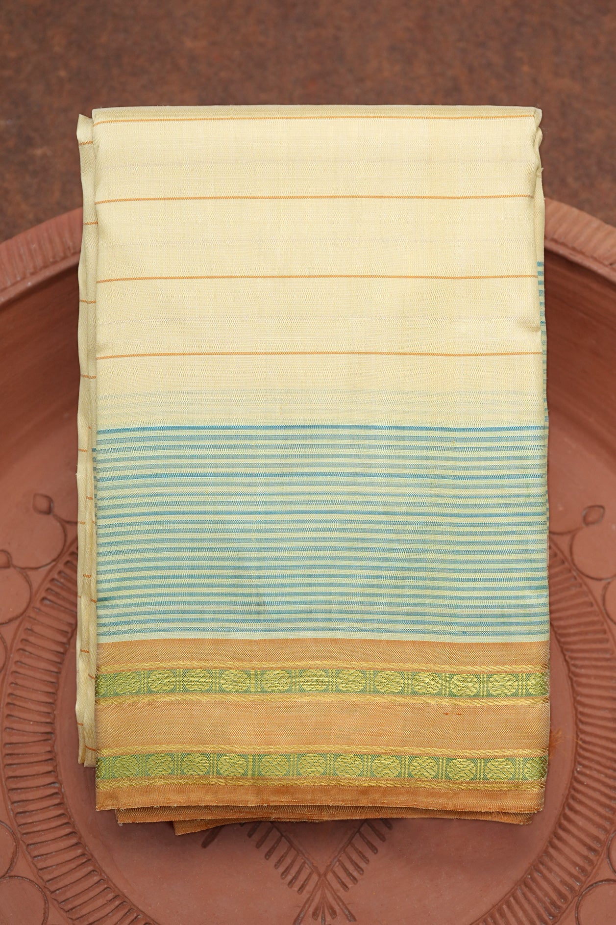  Rettai Pettu Rudraksh Border With Ivory Kanchipuram Silk Saree 