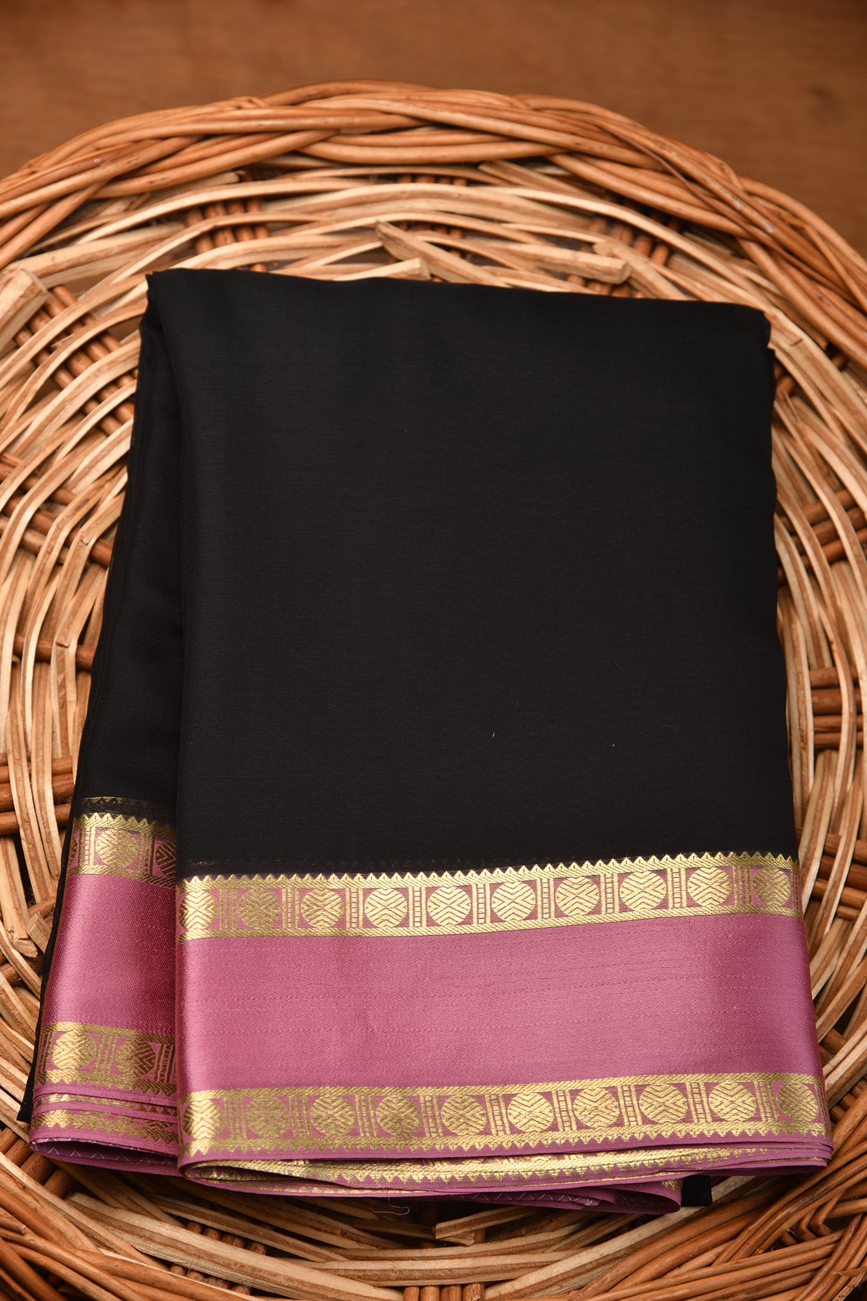  Rudraksh Running Border Black Chiffon Saree 