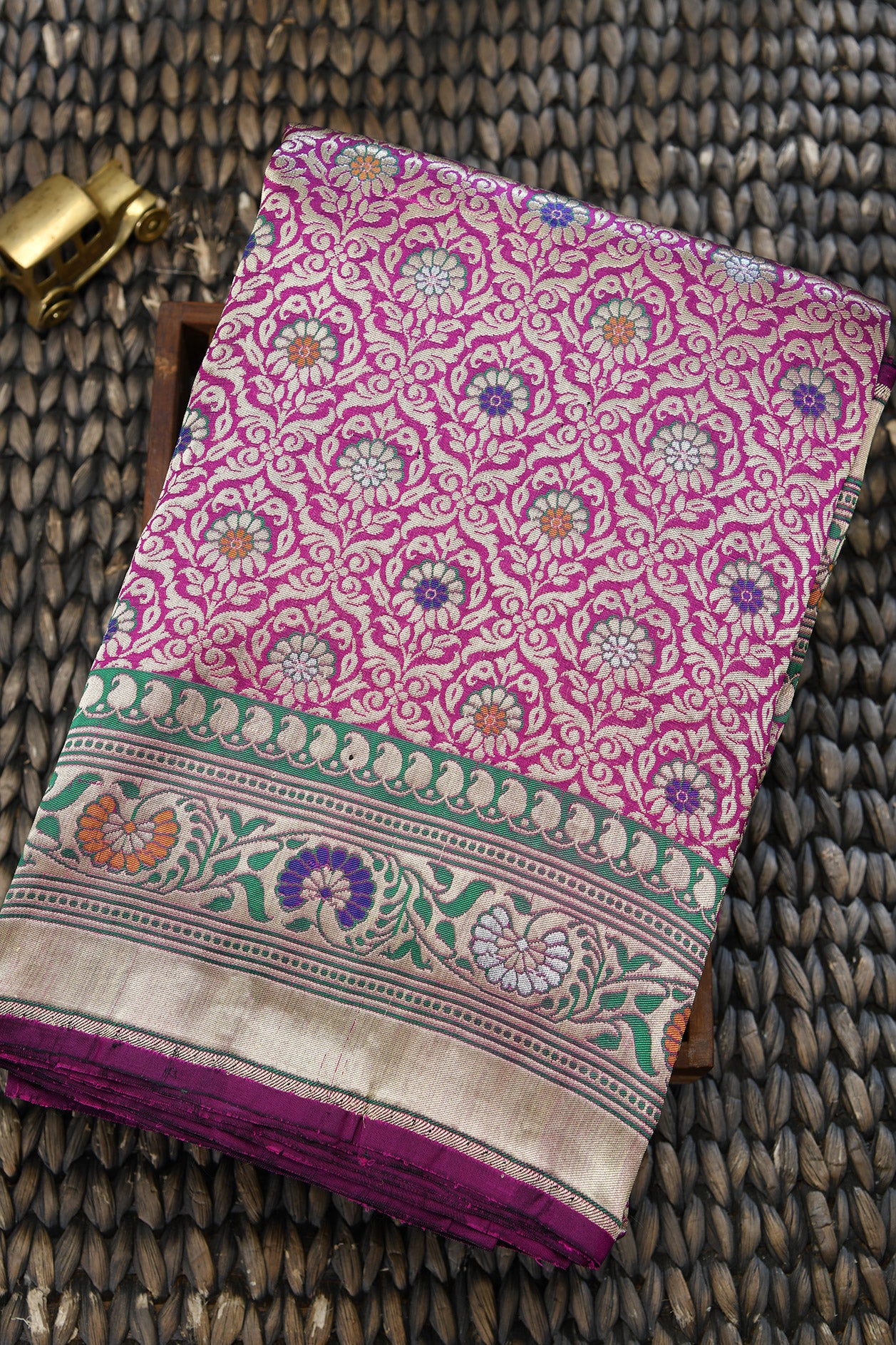  Thread Work Floral Design Magenta Pink Banaras Silk Saree 