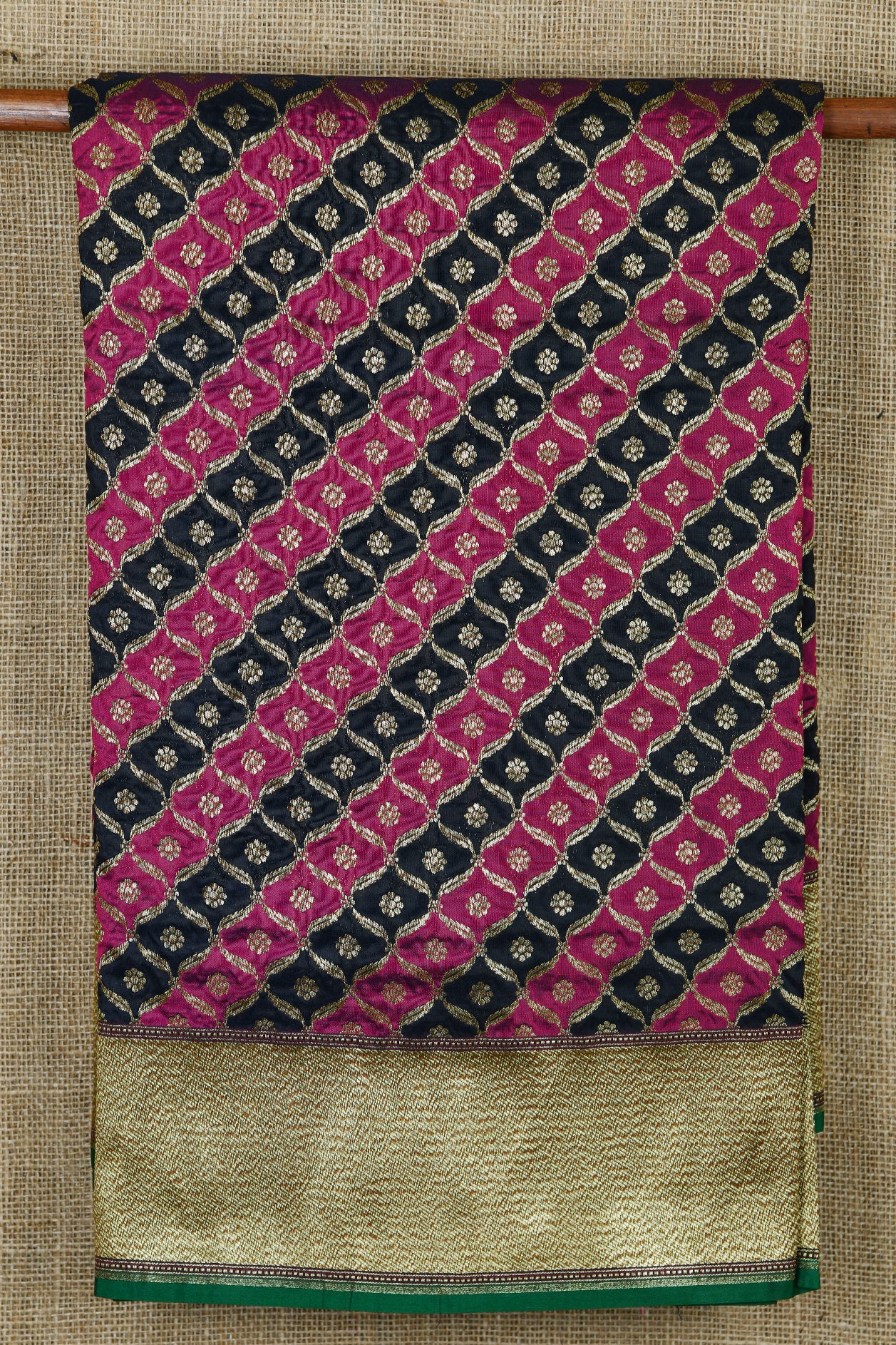  Geometric Design Magenta Banaras Silk Saree 