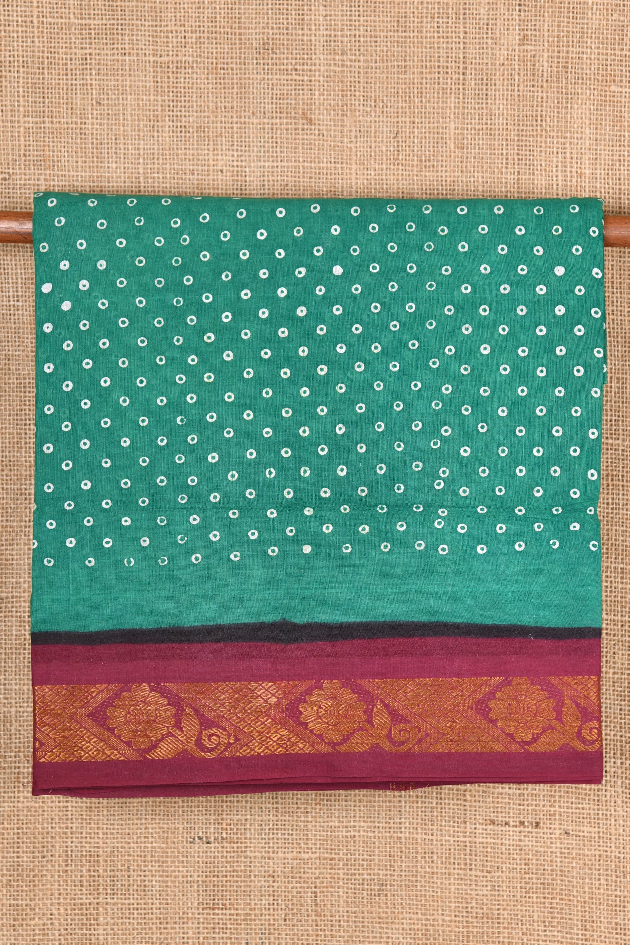  Bhandhani Design Green Sungudi Cotton Saree 