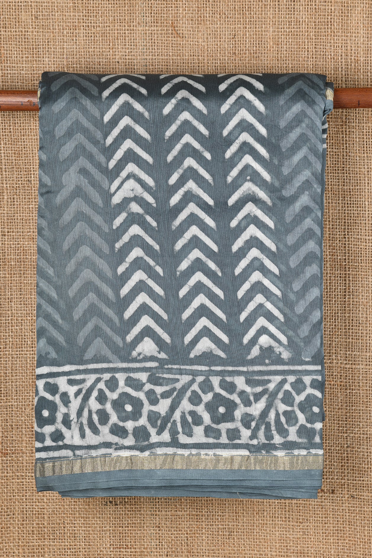  Chevron Design Greyish Blue Maheshwari Cotton Saree 