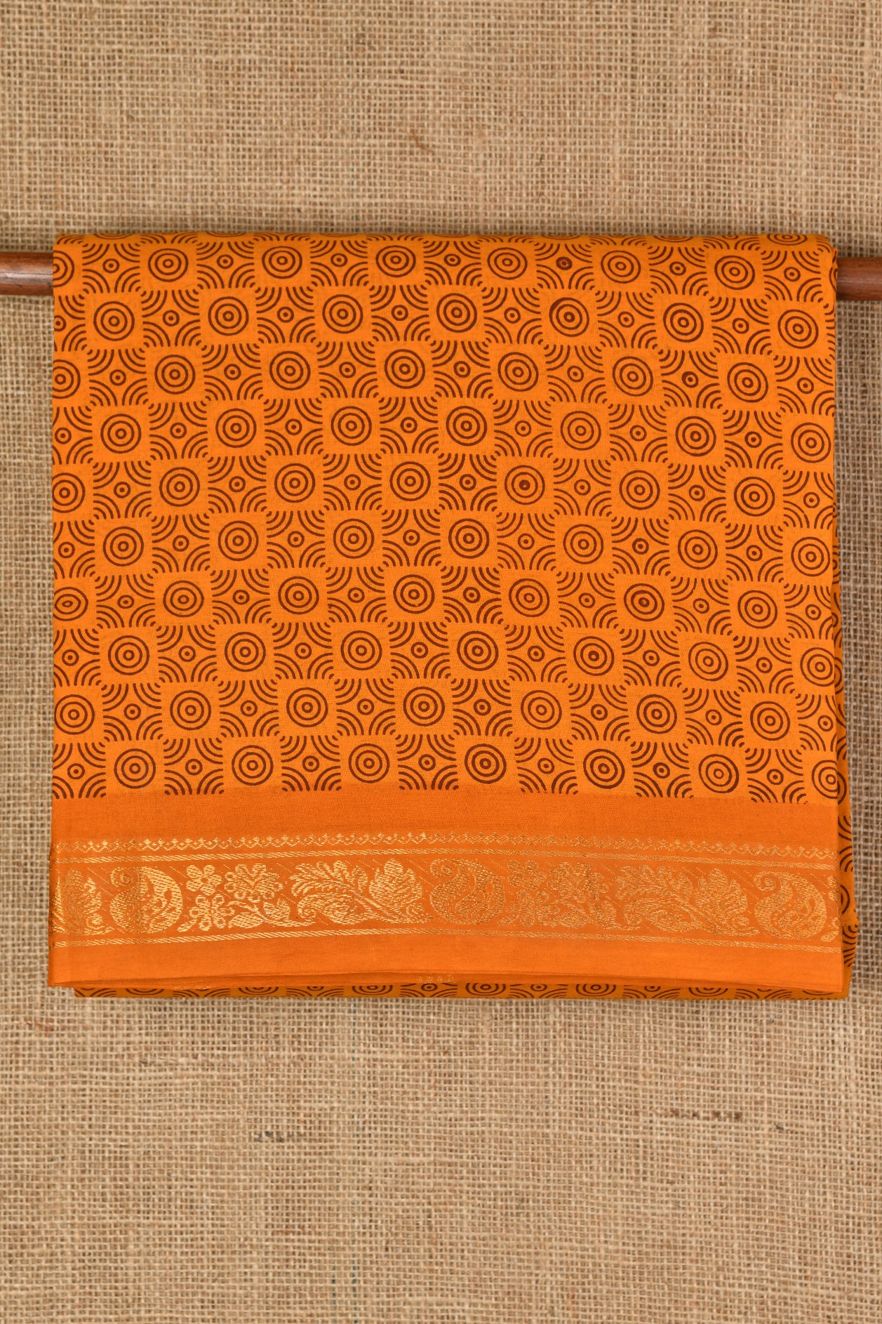  Contrast Border Dark Orange Sungudi Cotton Saree 