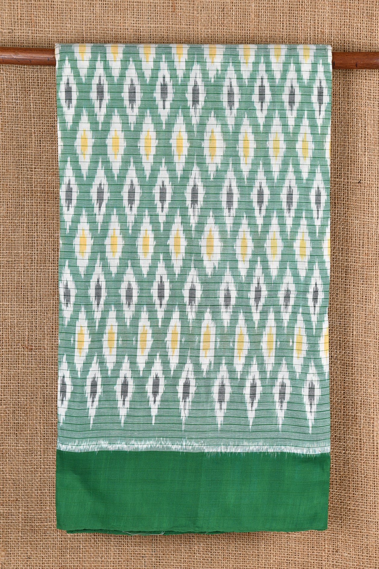  Diamond Ikat Design Light Green Pochampally Cotton Saree 