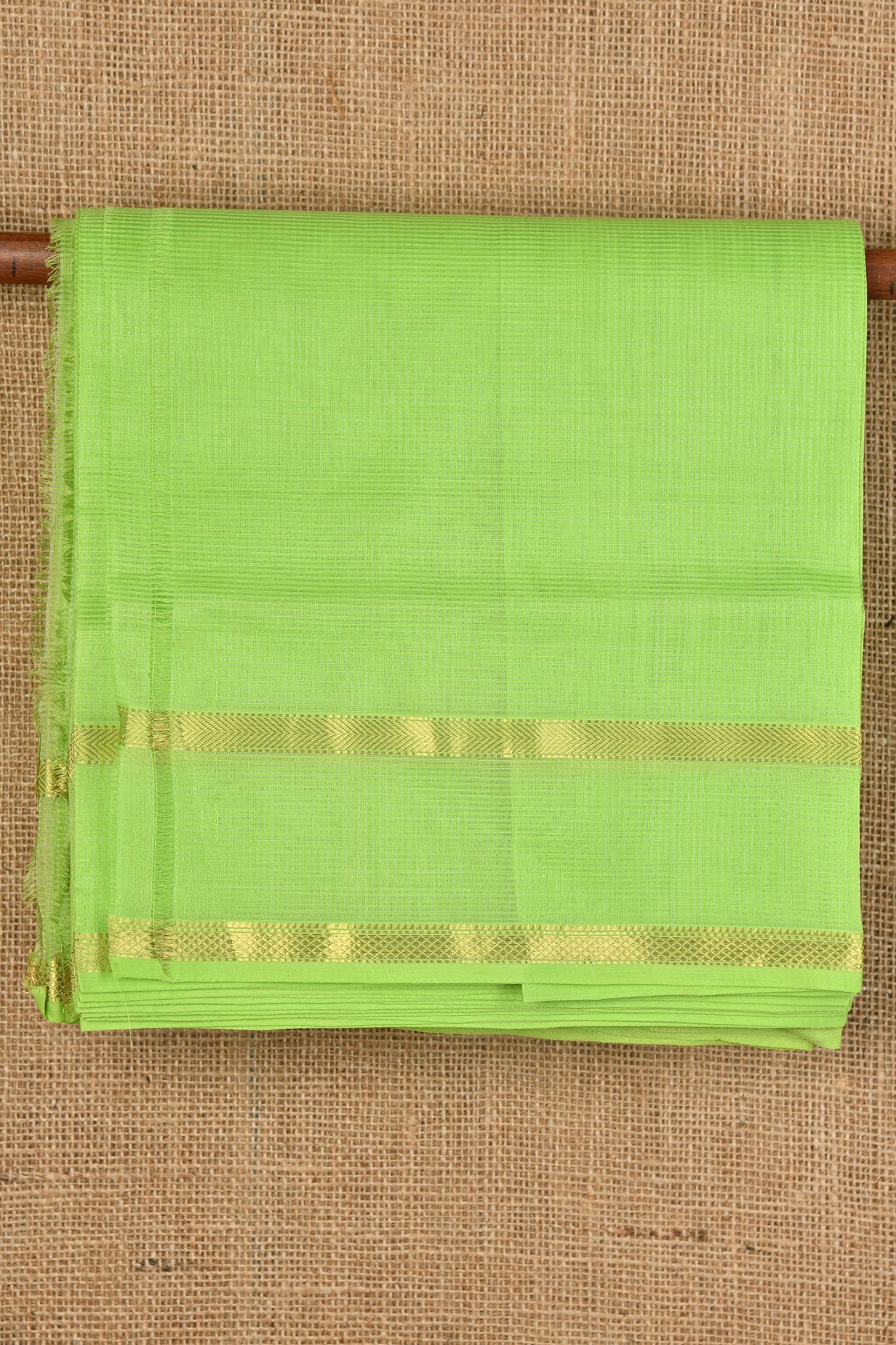  Parrot Green Maheshwari Silk Cotton Saree 