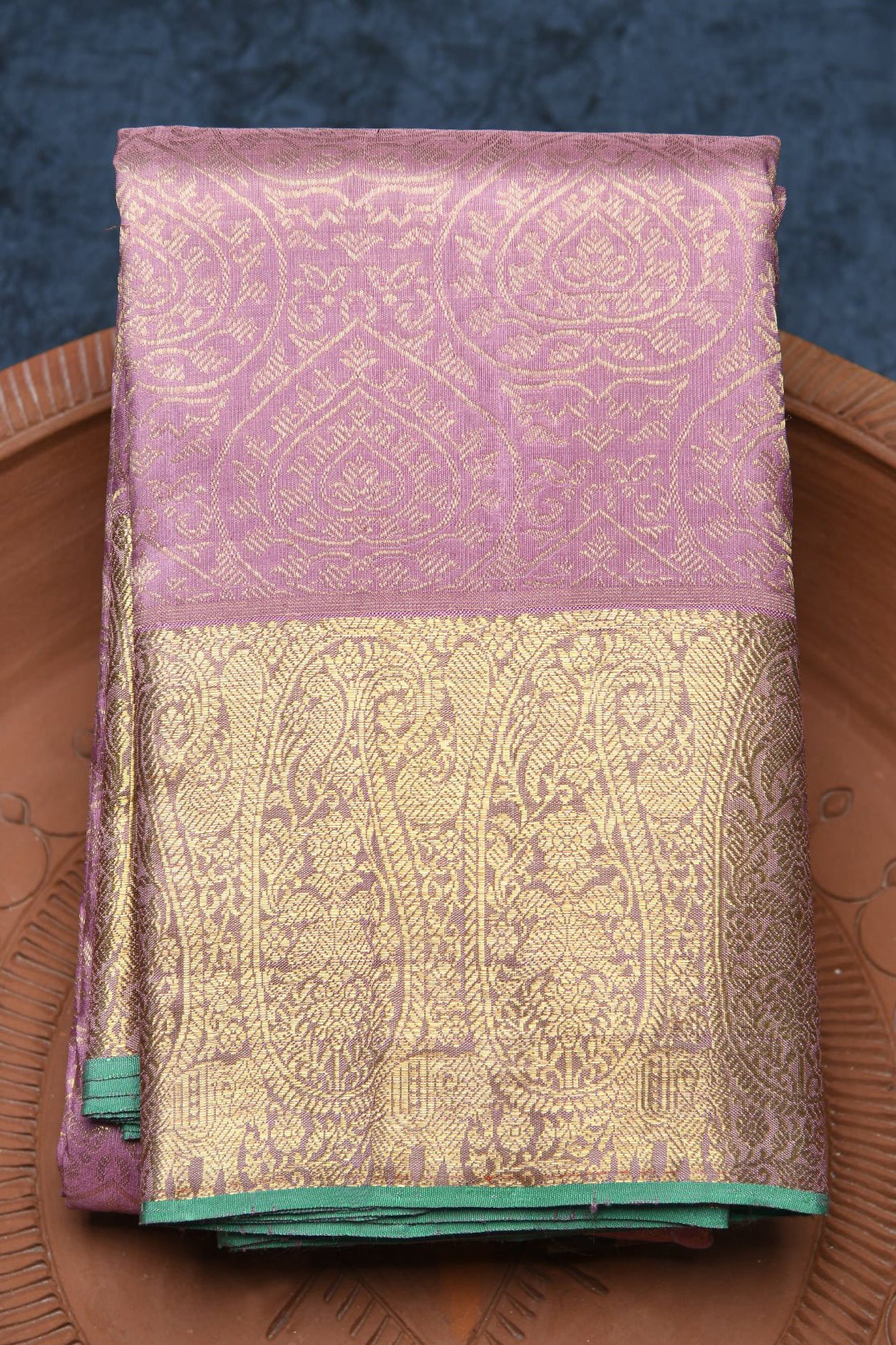  Big Paisley Border With Zari Heart Design Mauve Purple Kanchipuram Silk Saree 