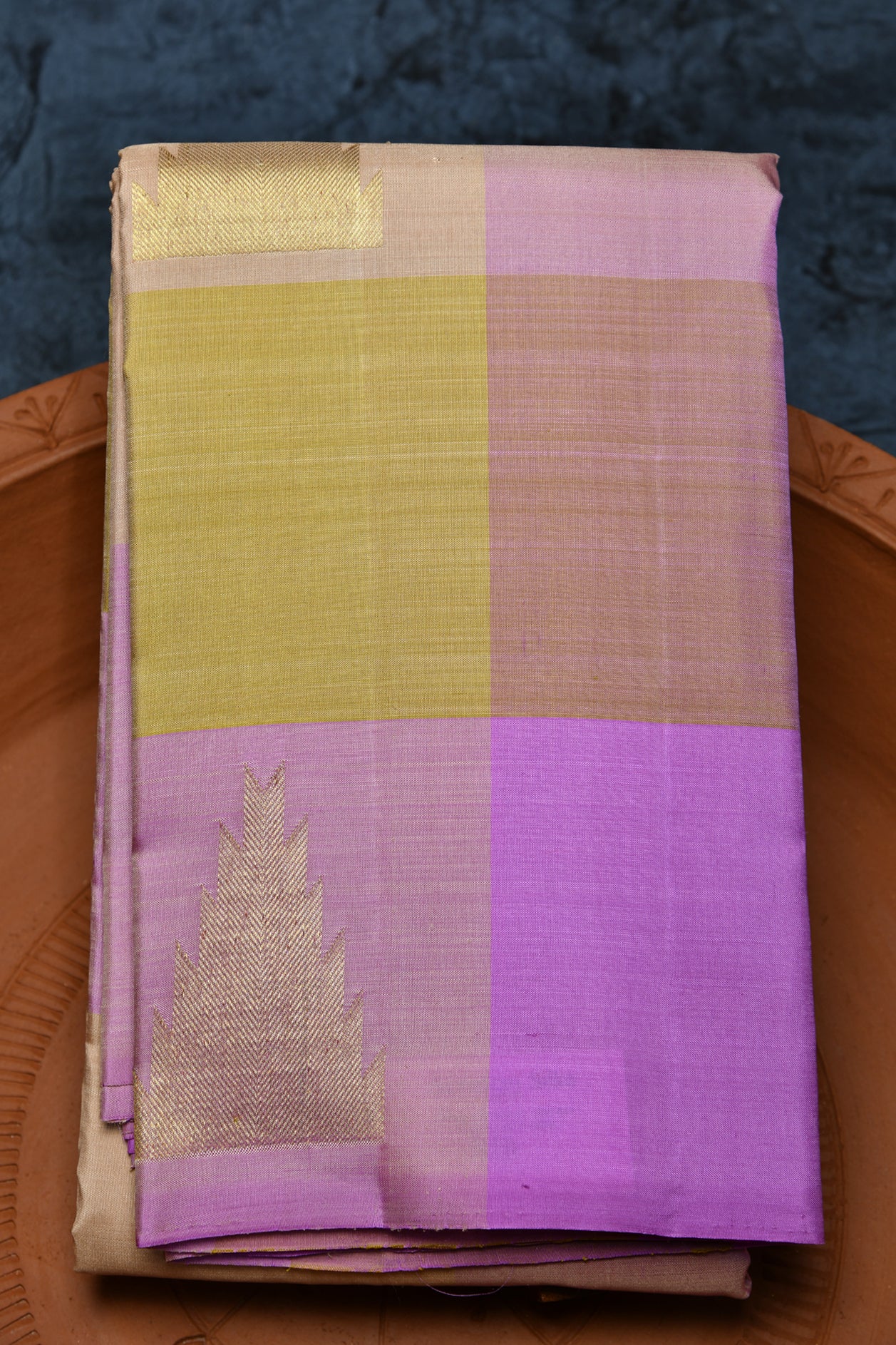  Temple Design Lavender Kanchipuram Silk Saree 