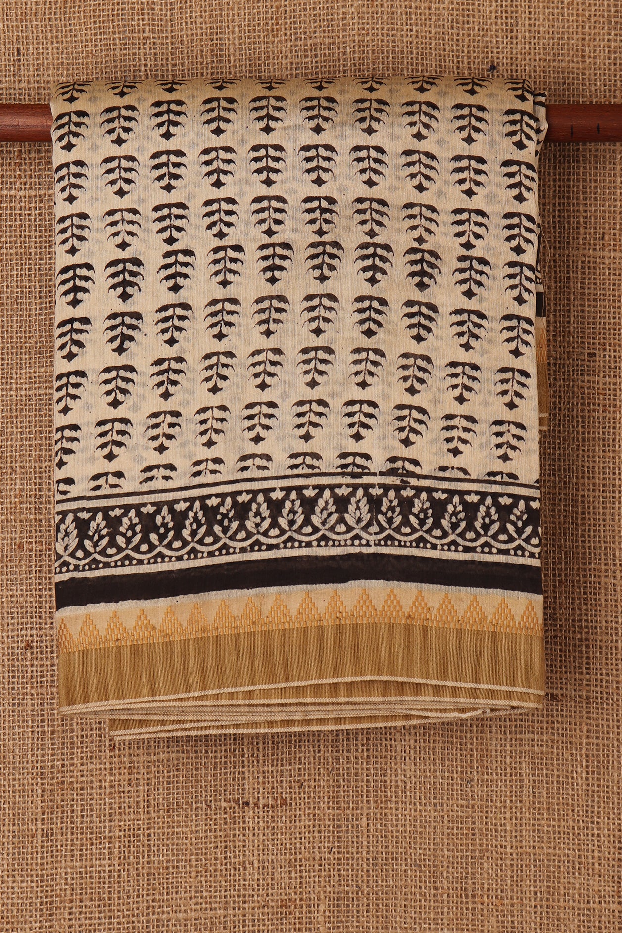  Temple Border Light Beige Maheshwari Printed Silk Cotton Saree 