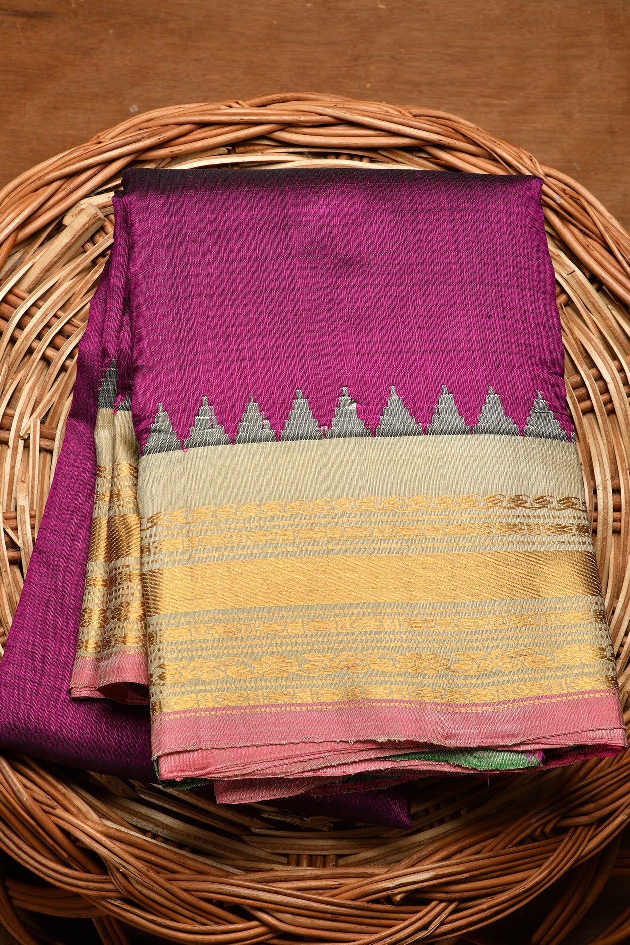  Temple Border Dark Magenta Gadwal Silk Saree 