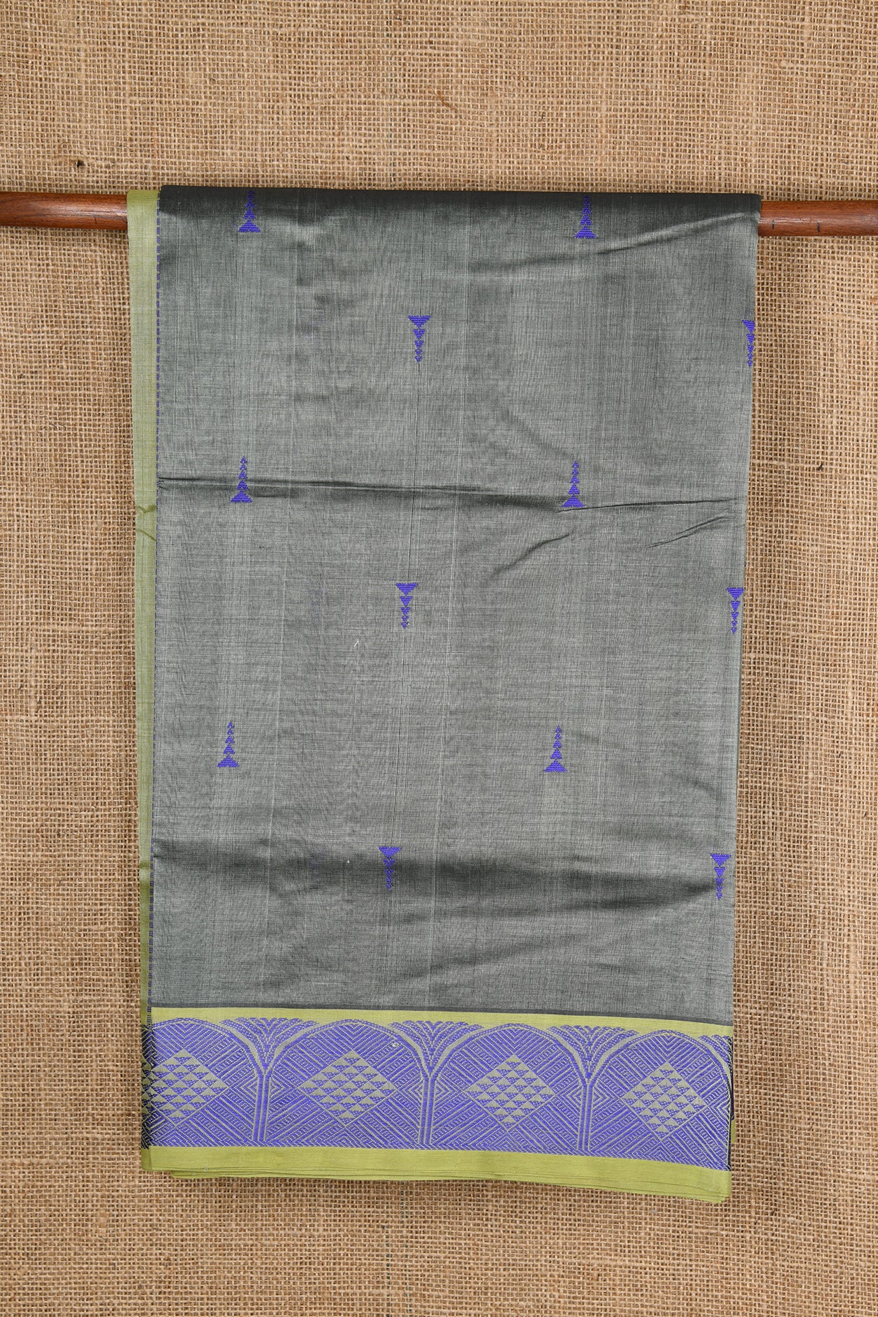  Thread Work Grey Silk Cotton Saree 