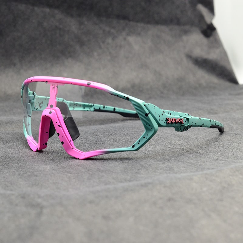 Foto do óculos fotocromático colorido rosa
