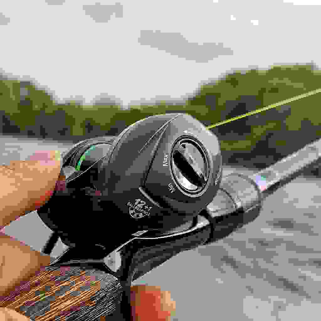 8.1:1 gear ratio low profile baitcaster reel