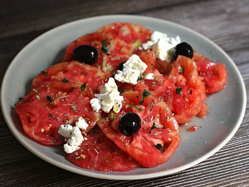 Ensalada fresca de Tomate con Hierbas Italianas - Kondimenta