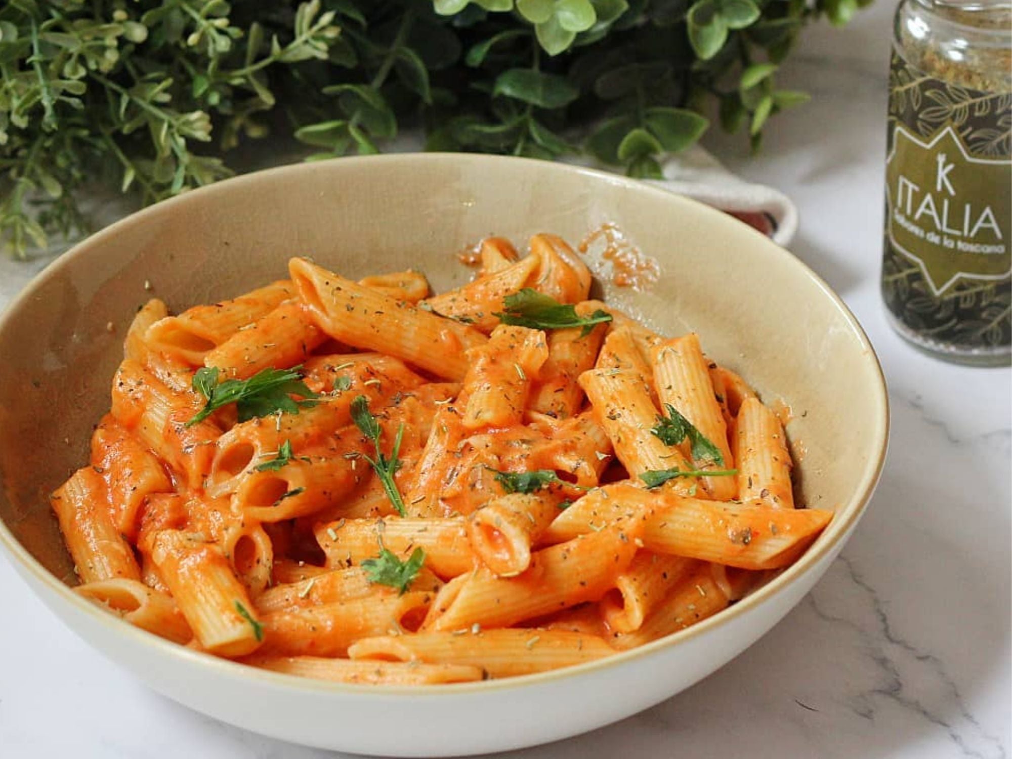 Pasta Arrabiatta con especias Italia, fácil y sencilla. - Kondimenta