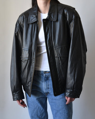 Vintage Black Leather Bomber – 23 Lux