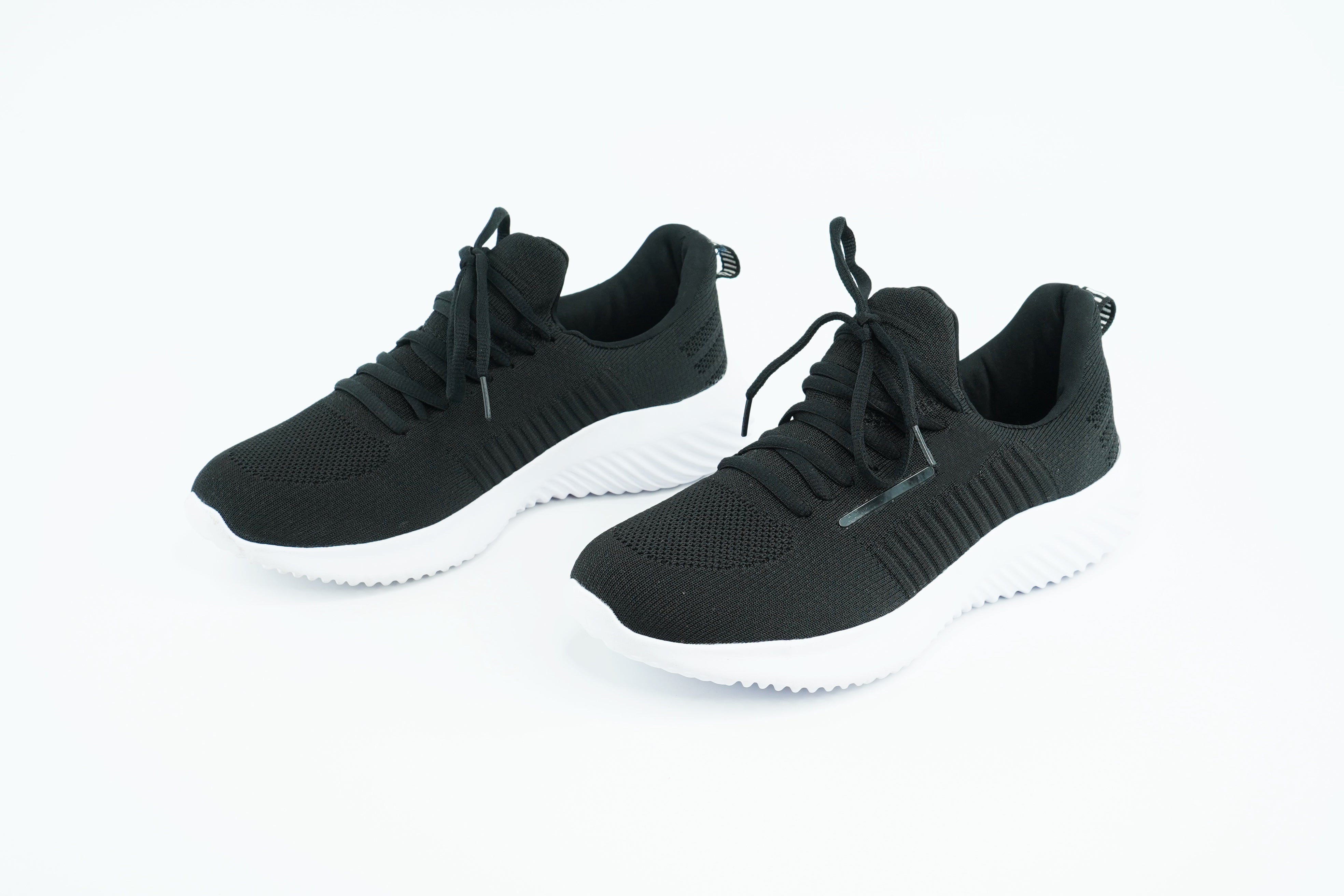 PU Fabric Mesh shoes in black – Shophoods