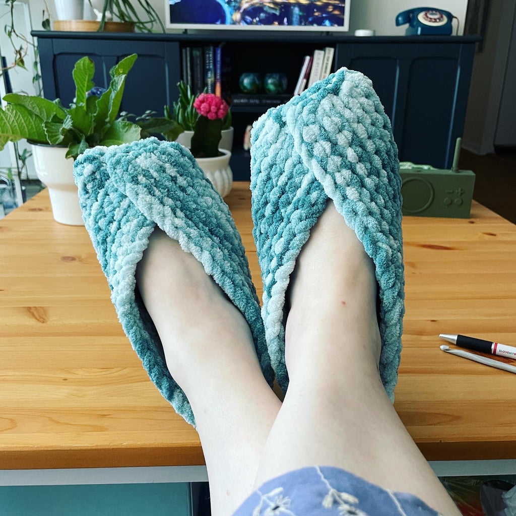 One-Piece Slippers