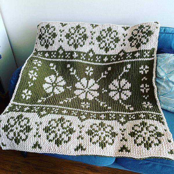 PATTERN: Flower Bouquet Scandinavian Blanket | ILoveMyBlanket