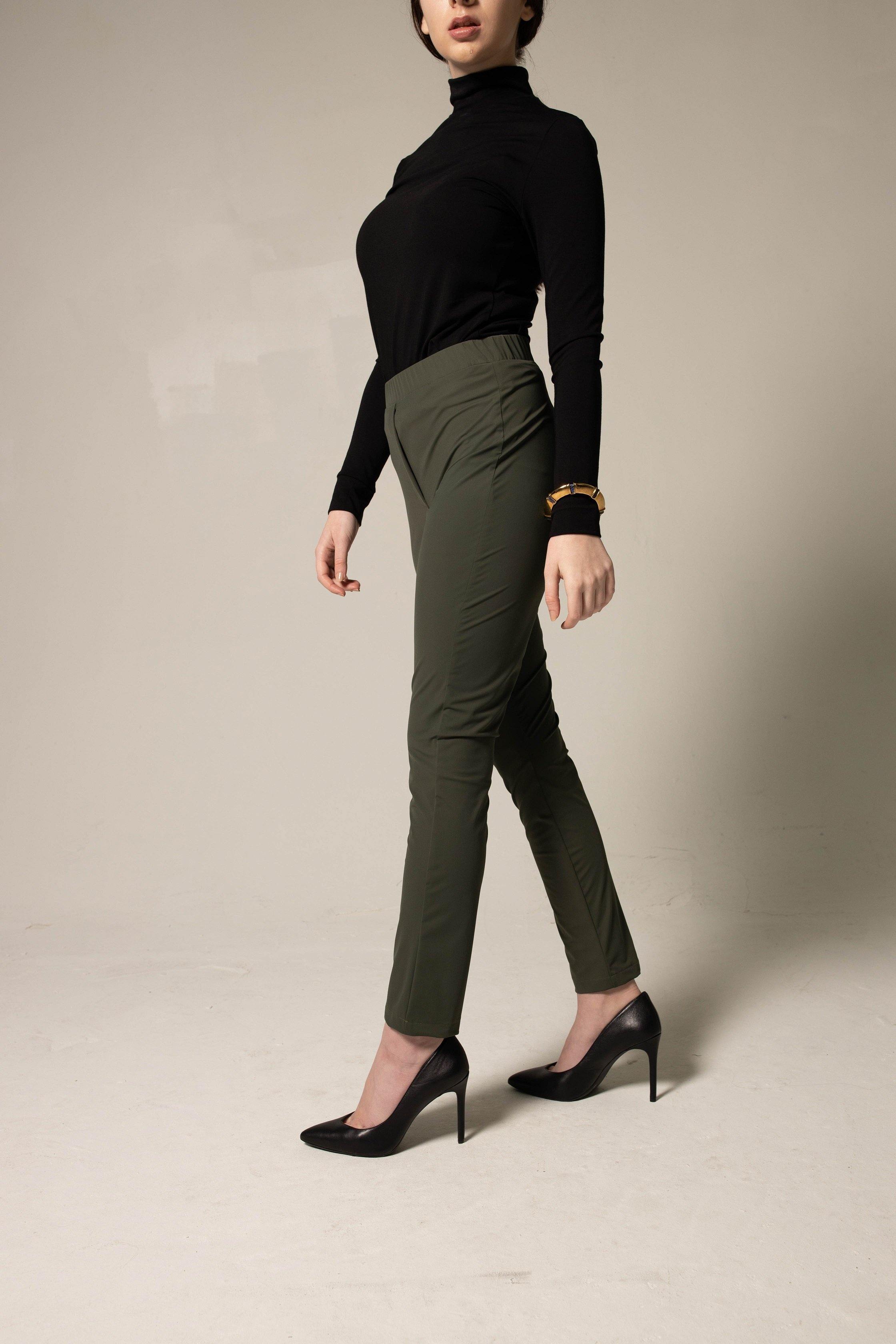 4 Ways To Wear Olive Green Pants: Fall Edition - Style-ish Journey