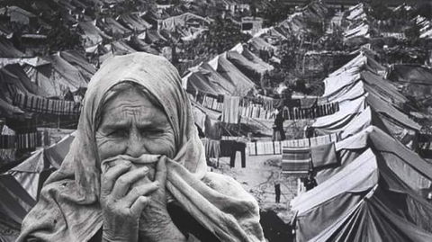 old woman crying at al nakba - palestine - bokitta blog 