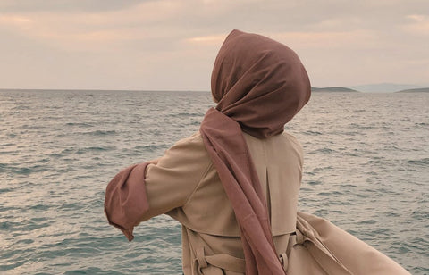 Woman on sea Bokitta Blog Women's Rights in Islam
