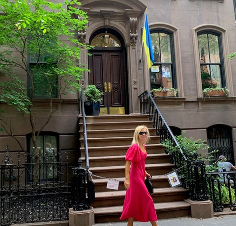 Carrie_bradshaws_stoop_nyc