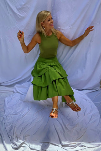 Green summer dressing Ankalia silver sandals