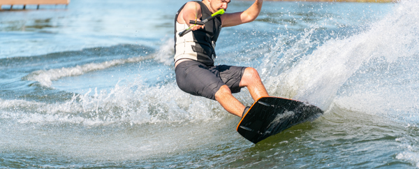 how to turn on a wakeboard